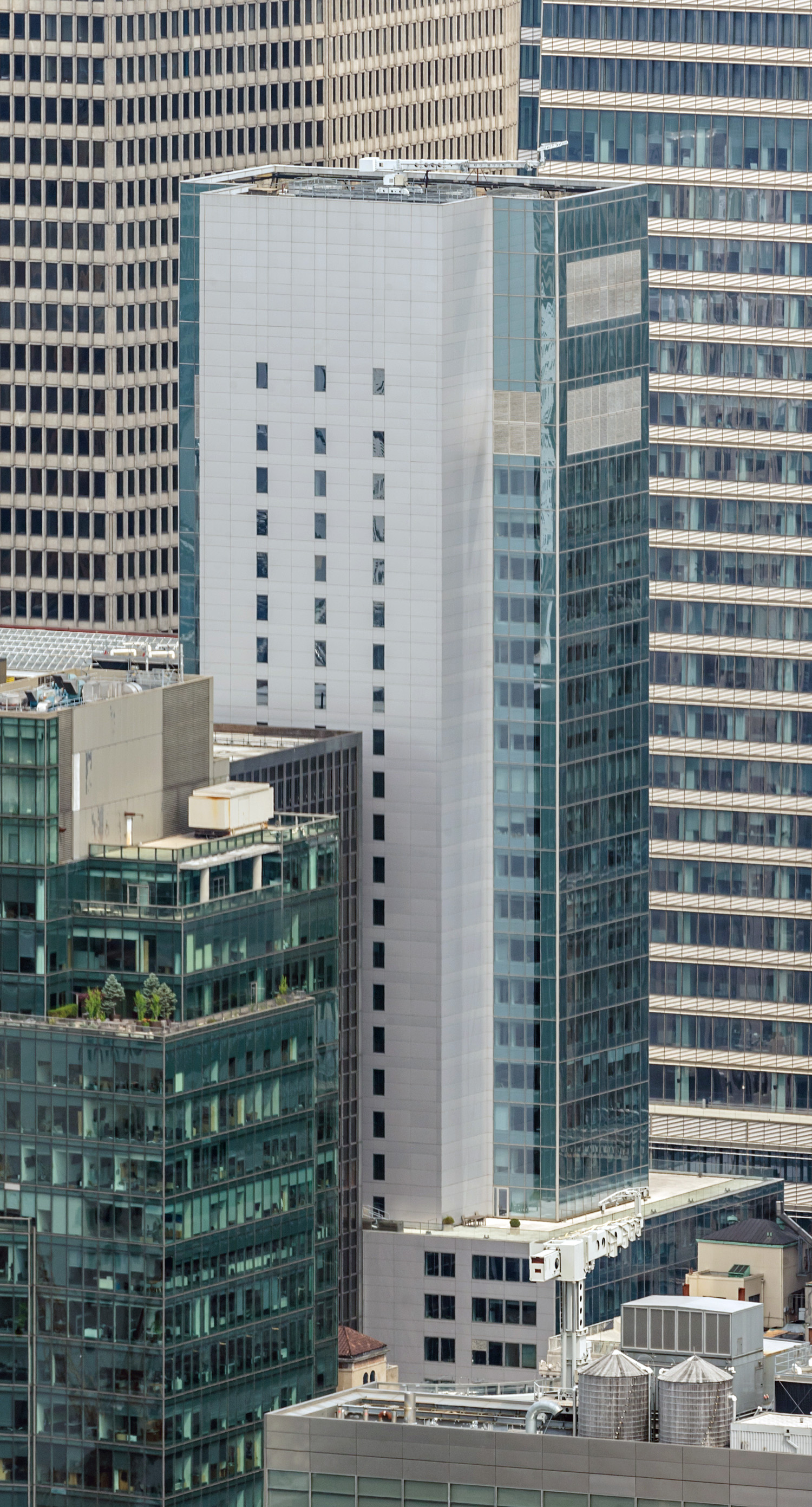 Munich Re Tower, New York City - View from The Edge. © Mathias Beinling